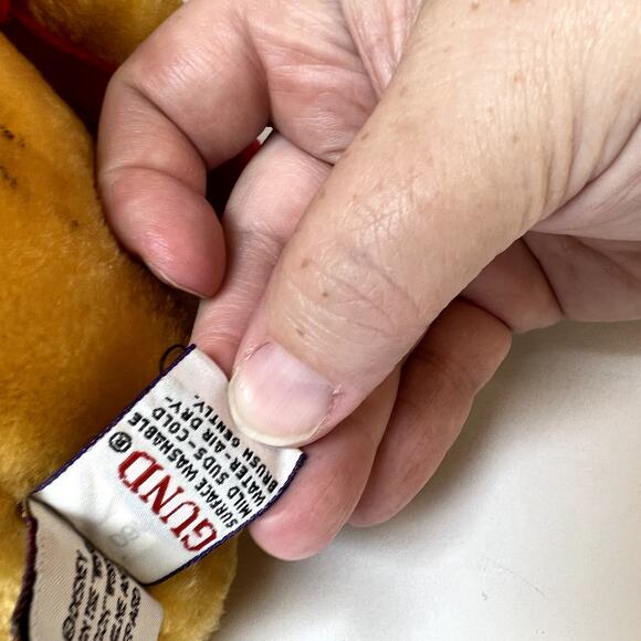 GUND Christmas Winnie The Pooh In Santa Hat Plush, Stuffed Bear - Picture 6 of 9